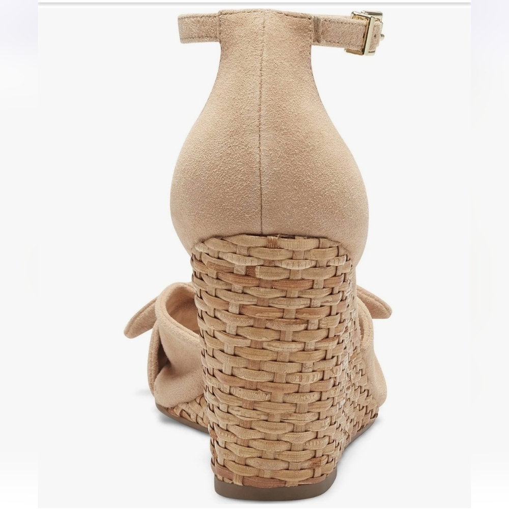 Women's Jessica Simpson Delirah Tan Wedge Dress Sandals - Picture 7 of 9